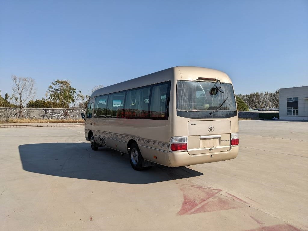 Toyota Coaster Bus - Микроавтобус, Пассажирский фургон: фото 5 Toyota Coaster Bus - Микроавтобус, Пассажирский фургон: фото 5