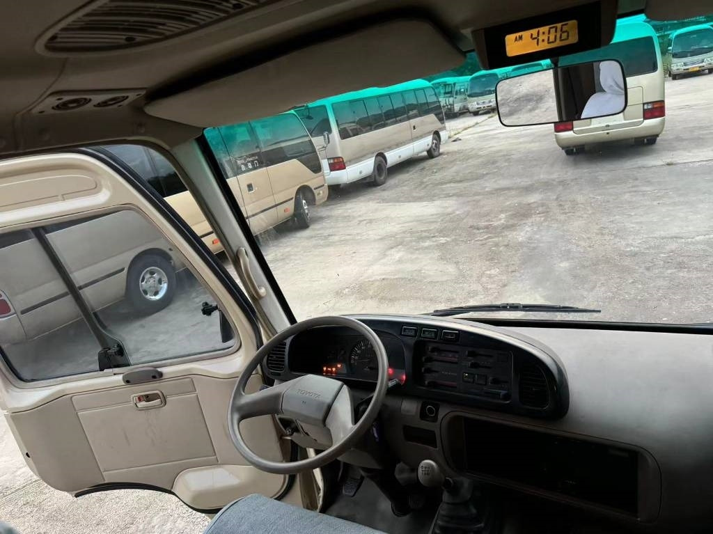 Toyota Coaster Bus - Микроавтобус, Пассажирский фургон: фото 5 Toyota Coaster Bus - Микроавтобус, Пассажирский фургон: фото 5