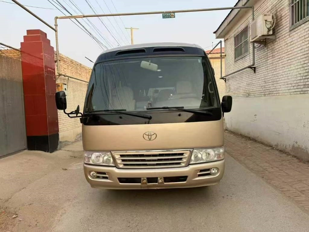 Toyota Coaster Bus - Микроавтобус, Пассажирский фургон: фото 3 Toyota Coaster Bus - Микроавтобус, Пассажирский фургон: фото 3