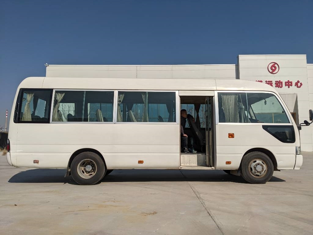 Toyota Coaster Bus - Микроавтобус, Пассажирский фургон: фото 3 Toyota Coaster Bus - Микроавтобус, Пассажирский фургон: фото 3