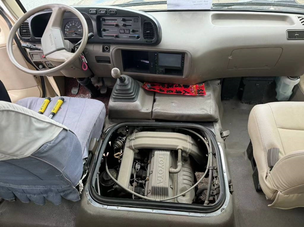 Микроавтобус, Пассажирский фургон Toyota Coaster Bus: фото 8 Микроавтобус, Пассажирский фургон Toyota Coaster Bus: фото 8