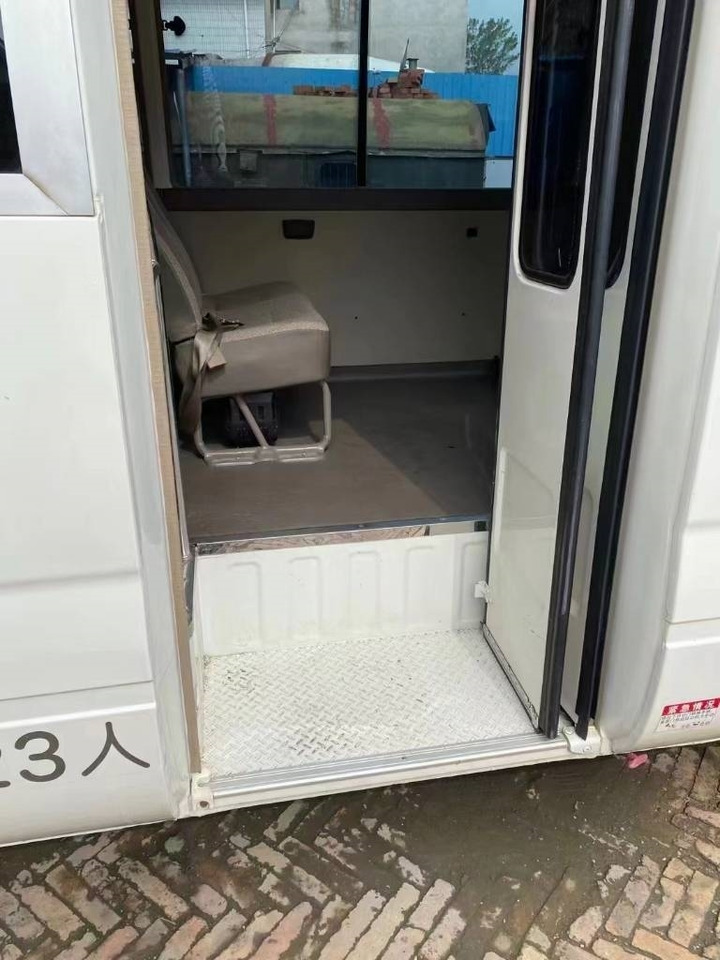 Микроавтобус, Пассажирский фургон Toyota Coaster Bus: фото 7