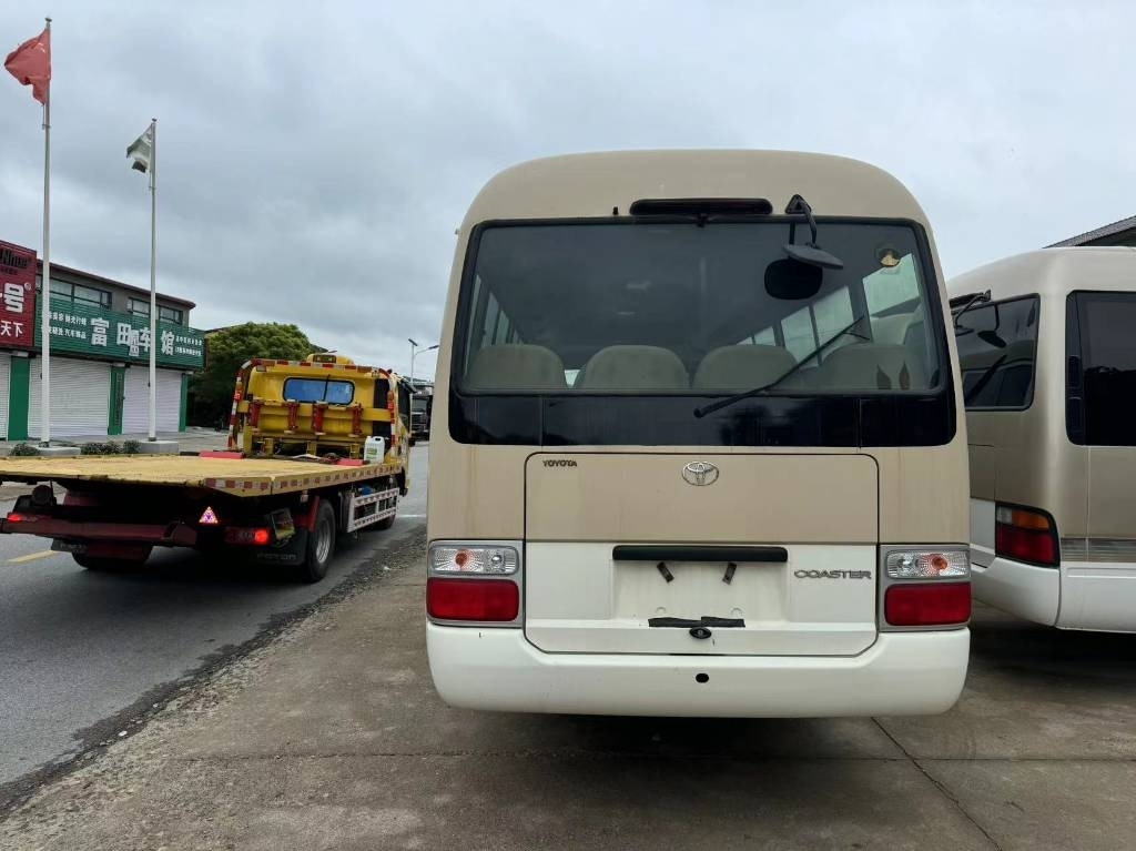 Микроавтобус, Пассажирский фургон Toyota Coaster Bus: фото 9 Микроавтобус, Пассажирский фургон Toyota Coaster Bus: фото 9