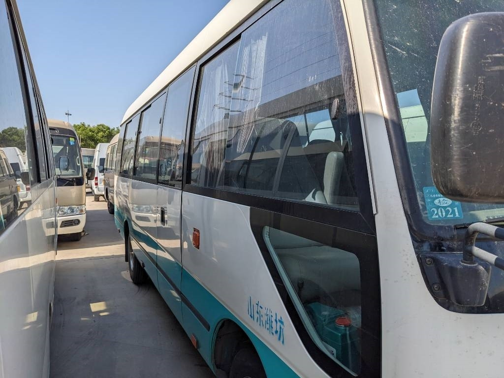 Toyota Coaster Bus - Микроавтобус, Пассажирский фургон: фото 5 Toyota Coaster Bus - Микроавтобус, Пассажирский фургон: фото 5