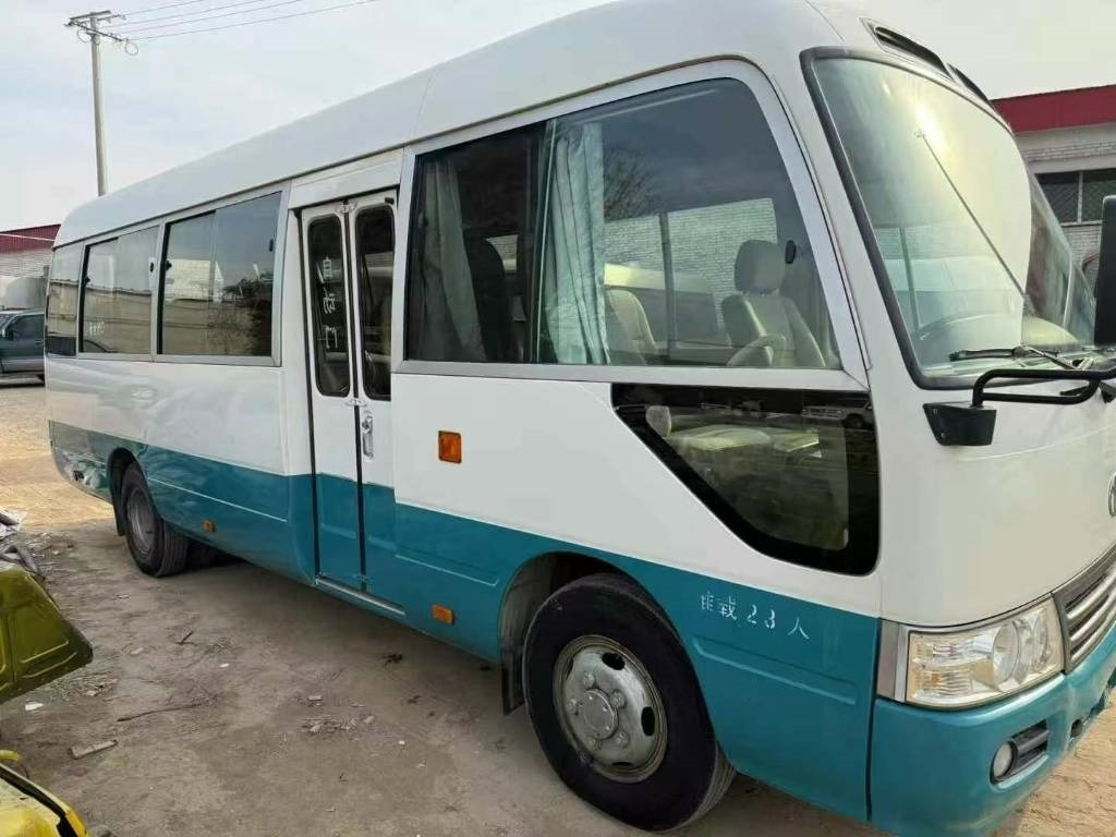 Toyota Coaster Bus - Микроавтобус, Пассажирский фургон: фото 4 Toyota Coaster Bus - Микроавтобус, Пассажирский фургон: фото 4