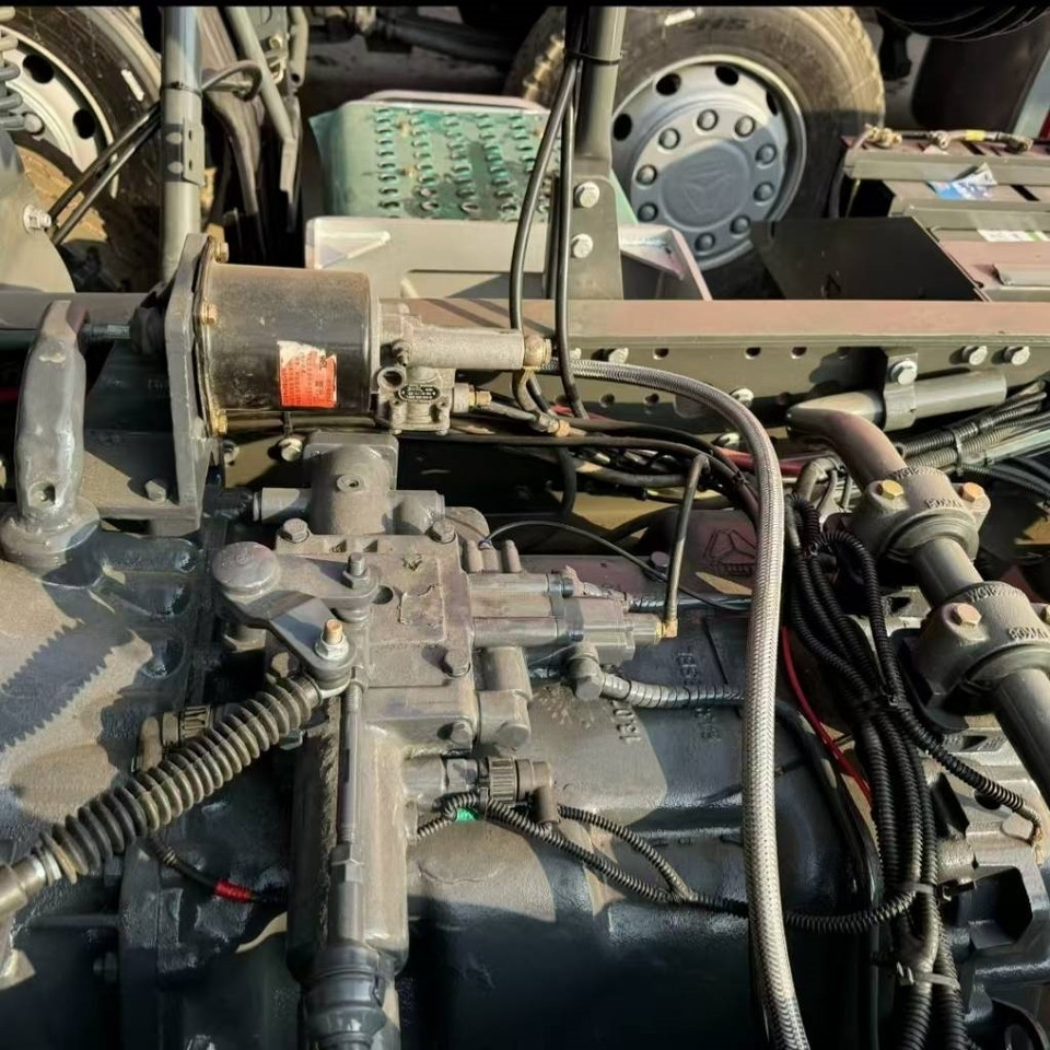 Howo 371 6x4 - Тягач: фото 5 Howo 371 6x4 - Тягач: фото 5