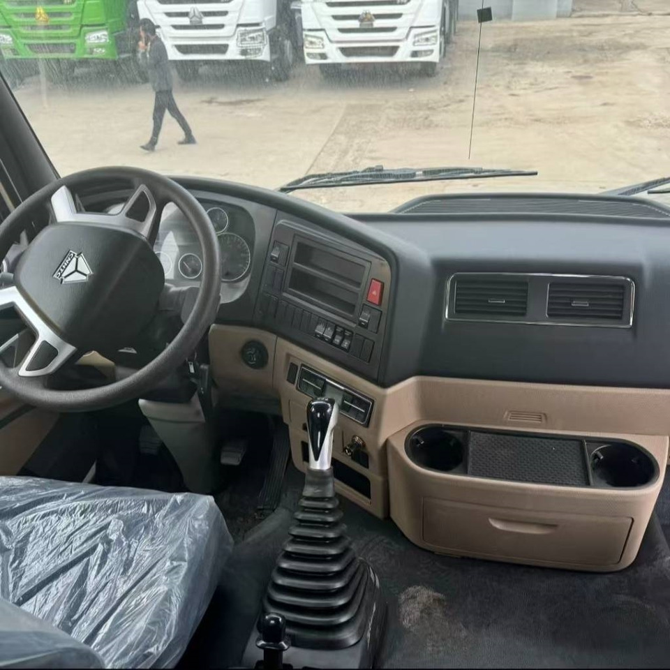 Howo 371 6x4 - Тягач: фото 2 Howo 371 6x4 - Тягач: фото 2