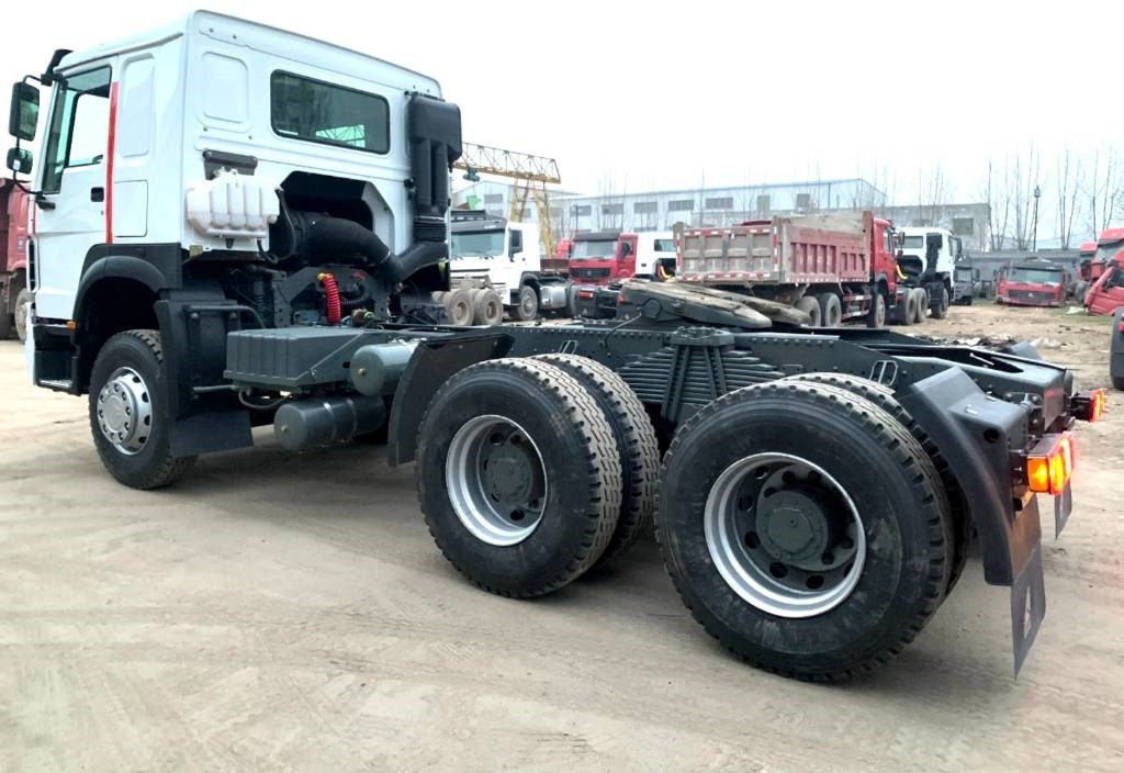 Howo 420 6x4 - Тягач: фото 2 Howo 420 6x4 - Тягач: фото 2