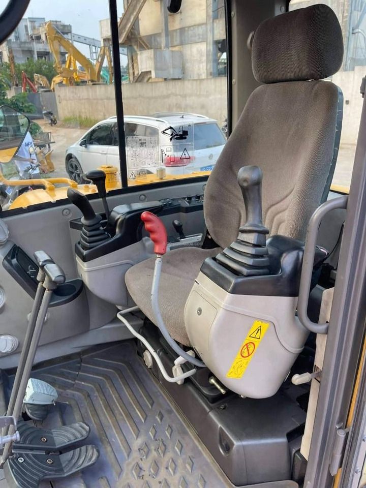 VOLVO EC60D - Мини-экскаватор: фото 4 VOLVO EC60D - Мини-экскаватор: фото 4