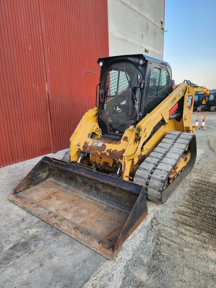 CAT 279D3 ALTO CAUDAL - Мини-погрузчик с бортовым поворотом: фото 2 CAT 279D3 ALTO CAUDAL - Мини-погрузчик с бортовым поворотом: фото 2