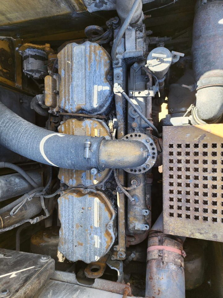 CAT 365BII - Гусеничный экскаватор: фото 2 CAT 365BII - Гусеничный экскаватор: фото 2