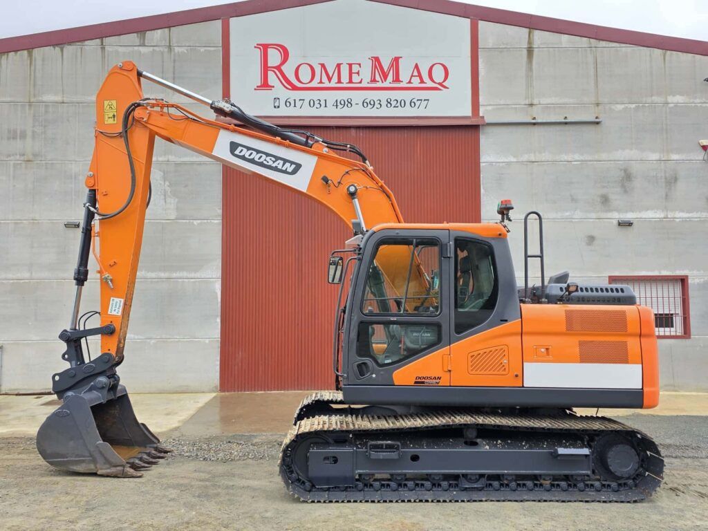 DOOSAN DX140LC-7 - Гусеничный экскаватор: фото 1 DOOSAN DX140LC-7 - Гусеничный экскаватор: фото 1