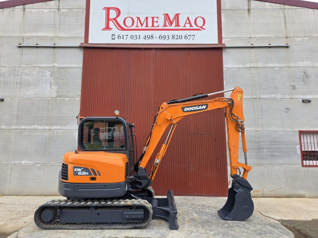 DOOSAN DX62R-3 - Мини-экскаватор: фото 2 DOOSAN DX62R-3 - Мини-экскаватор: фото 2