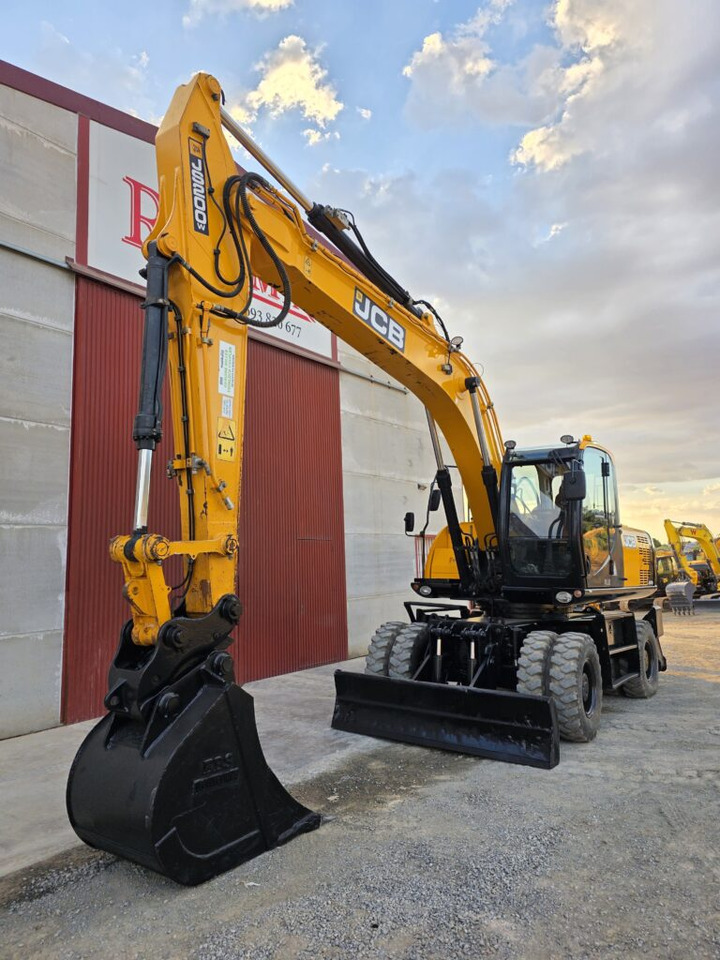 JCB JS200WT4 - Колёсный экскаватор: фото 3 JCB JS200WT4 - Колёсный экскаватор: фото 3
