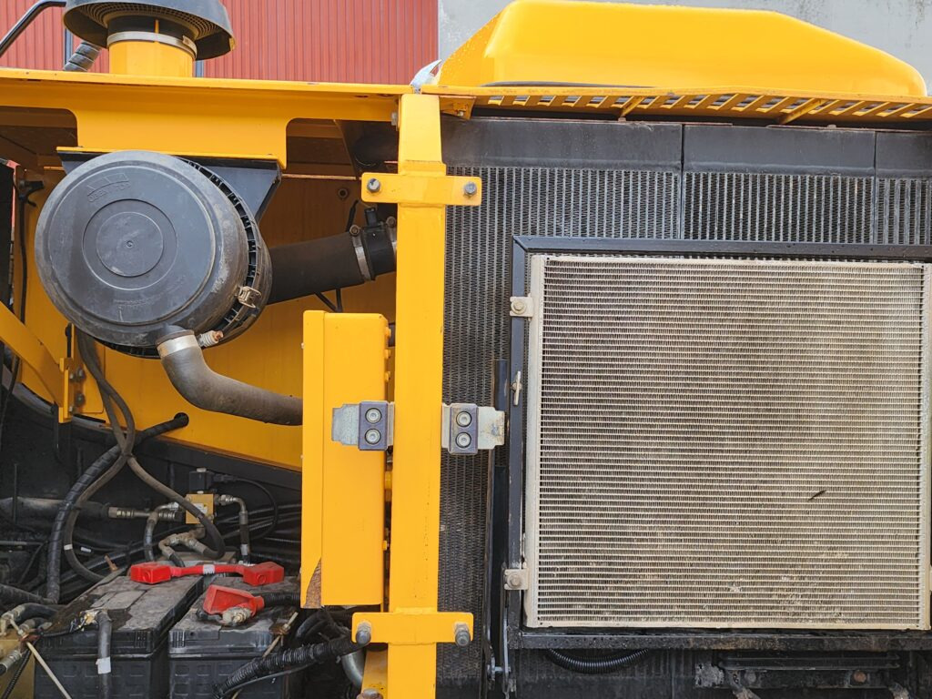 JCB JS220LC+T4i - Гусеничный экскаватор: фото 4 JCB JS220LC+T4i - Гусеничный экскаватор: фото 4