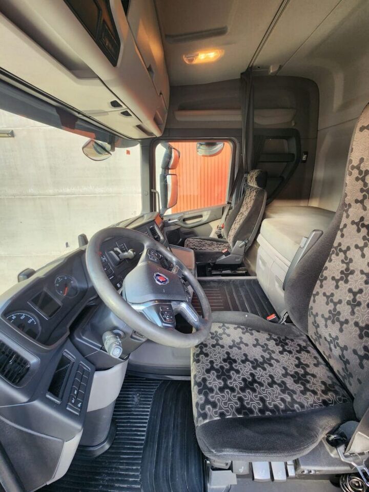 Тягач SCANIA R410: фото 9 Тягач SCANIA R410: фото 9