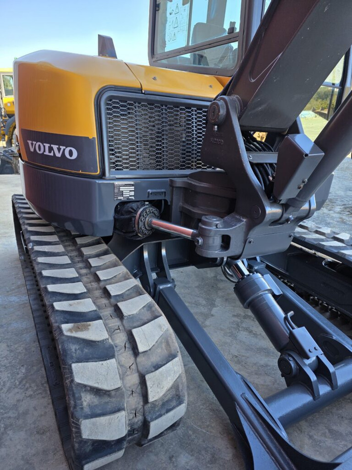 VOLVO ECR88D - Мини-экскаватор: фото 4 VOLVO ECR88D - Мини-экскаватор: фото 4