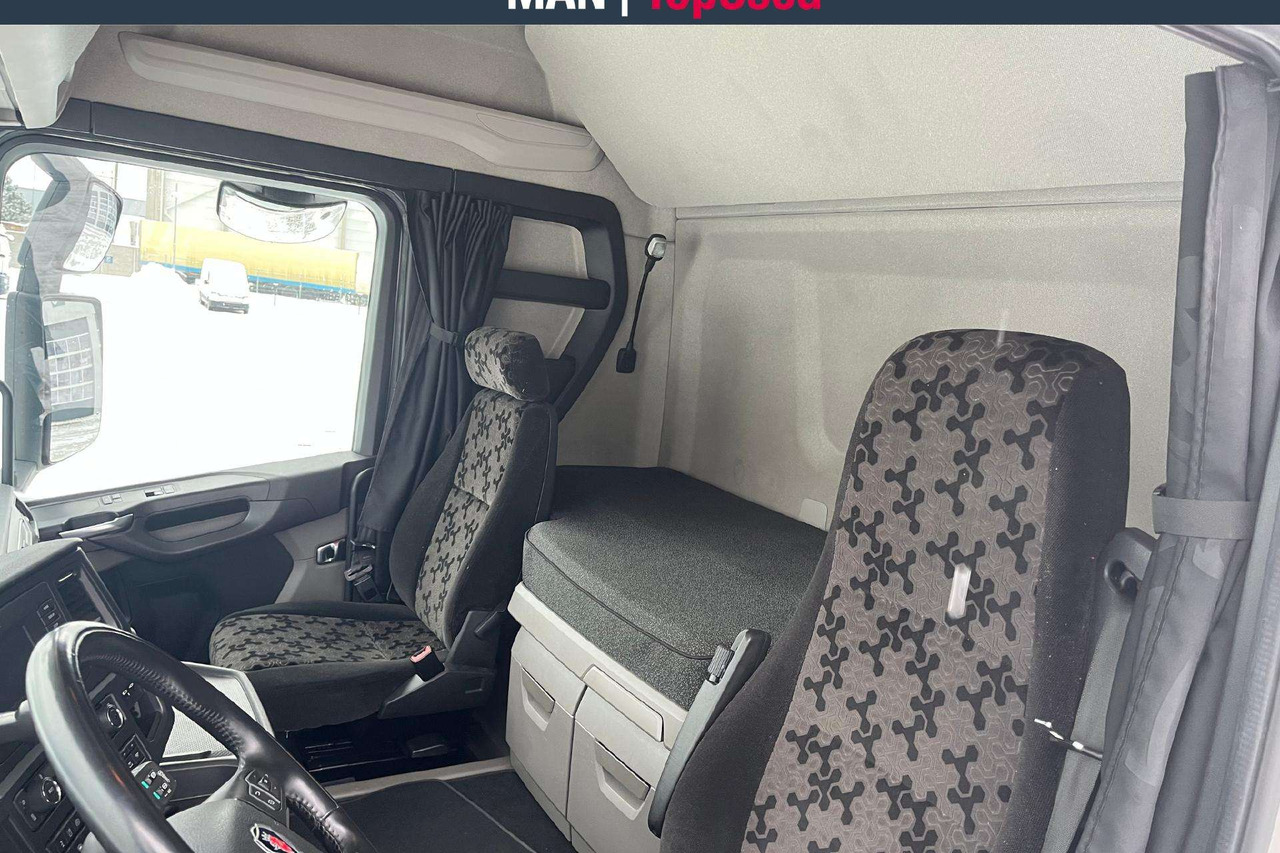 Scania R460 (9582) - Тягач: фото 5 Scania R460 (9582) - Тягач: фото 5