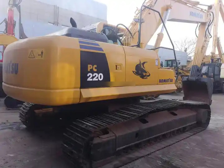 Гусеничный экскаватор 2022 model Komatsu 22 ton PC220-8 crawler digger PC200 Cheap used Original Japan PC220-8N crawler excavator original: фото 6