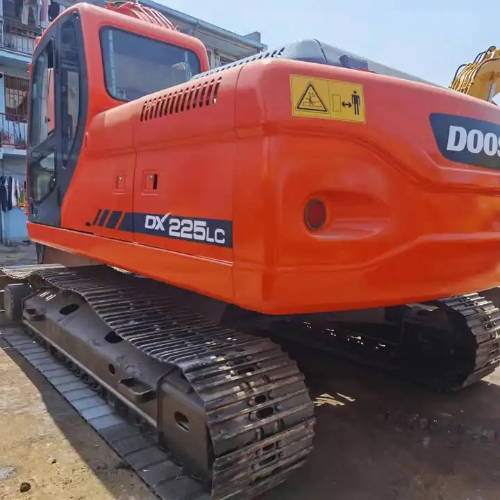 22tons Used Excavator Doosan DX225 In Good Condition Used Original doosan 225 excavator - Гусеничный экскаватор: фото 2 22tons Used Excavator Doosan DX225 In Good Condition Used Original doosan 225 excavator - Гусеничный экскаватор: фото 2