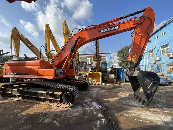 Best Selling DOOSAN excavator machine construction used machinery equipment dx225 DX60 DX70 DH60 DH220 used excavators in stock - Экскаватор: фото 5 Best Selling DOOSAN excavator machine construction used machinery equipment dx225 DX60 DX70 DH60 DH220 used excavators in stock - Экскаватор: фото 5