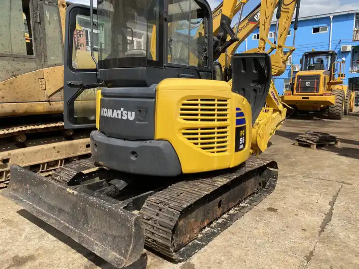 Best-selling Japan Original Second Hand Earth-moving Machinery Cheap Mini Used Komatsu Pc55mr Excavator in Shanghai - Гусеничный экскаватор: фото 2 Best-selling Japan Original Second Hand Earth-moving Machinery Cheap Mini Used Komatsu Pc55mr Excavator in Shanghai - Гусеничный экскаватор: фото 2