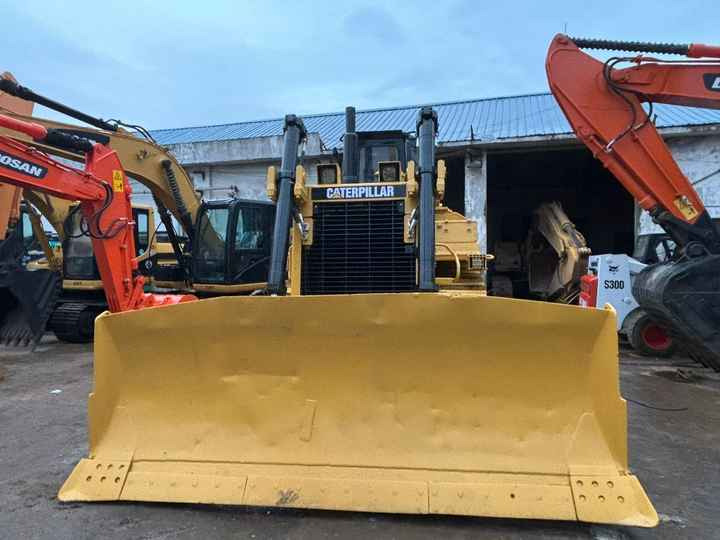 Cheap Caterpillar Bulldozer Cat D8R Second Hand Bulldozer With Rippers On Sale In Shanghai - Бульдозер: фото 5 Cheap Caterpillar Bulldozer Cat D8R Second Hand Bulldozer With Rippers On Sale In Shanghai - Бульдозер: фото 5