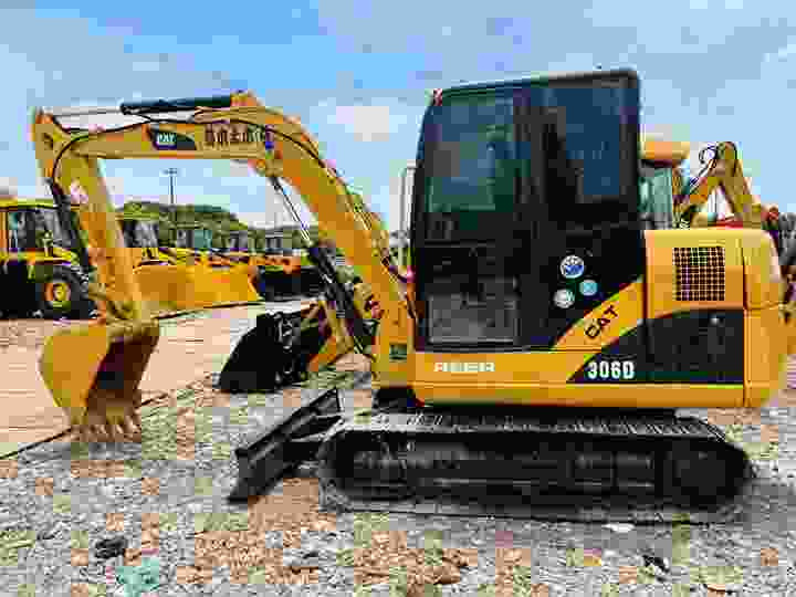 Good Price CAT 307 308C 308D 308E 312D 315D 320C 320D Second Hand 7t Used Mini Crawler catpillar Excavator low price - Мини-экскаватор: фото 2 Good Price CAT 307 308C 308D 308E 312D 315D 320C 320D Second Hand 7t Used Mini Crawler catpillar Excavator low price - Мини-экскаватор: фото 2