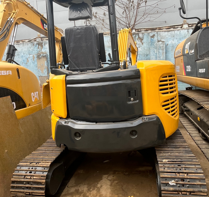 High Quality Competitive Price Used Excavator Pc35mr-2 in Good Condition for Sale - Гусеничный экскаватор: фото 1 High Quality Competitive Price Used Excavator Pc35mr-2 in Good Condition for Sale - Гусеничный экскаватор: фото 1
