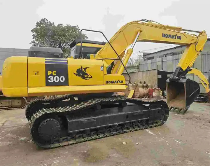 Original Color Japan Imported Efficient Energy Used Komatsu Pc300-7 Hydraulic Crawler Excavator In Shanghai - Гусеничный экскаватор: фото 1 Original Color Japan Imported Efficient Energy Used Komatsu Pc300-7 Hydraulic Crawler Excavator In Shanghai - Гусеничный экскаватор: фото 1