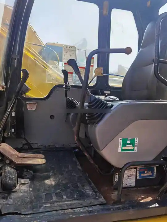 Original Well-Maintained Komatsu PC120-6 Used Excavator for Sale - Гусеничный экскаватор: фото 2 Original Well-Maintained Komatsu PC120-6 Used Excavator for Sale - Гусеничный экскаватор: фото 2