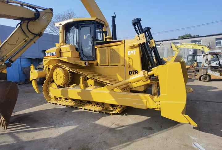 Бульдозер Used Bulldozers CAT D7R D8R with low price in Low Working Hour: фото 7 Бульдозер Used Bulldozers CAT D7R D8R with low price in Low Working Hour: фото 7