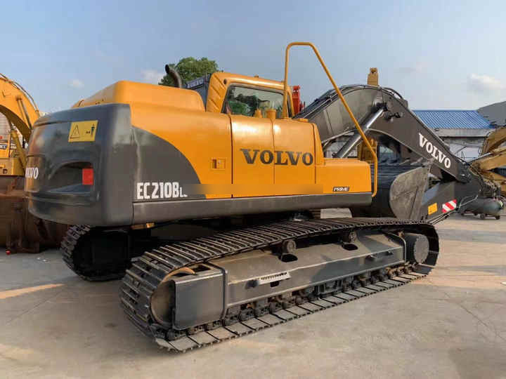 Used Original Volvo Excavator EC210B machinery in stock for sale with high quality and good price - Гусеничный экскаватор: фото 3 Used Original Volvo Excavator EC210B machinery in stock for sale with high quality and good price - Гусеничный экскаватор: фото 3