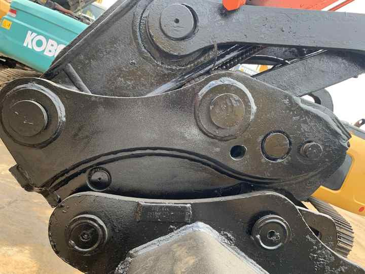 Used excavator doosan dh150 excavators machinery doosan dx60 dx80 dx75 dx225 Good Condition Low price - Гусеничный экскаватор: фото 4 Used excavator doosan dh150 excavators machinery doosan dx60 dx80 dx75 dx225 Good Condition Low price - Гусеничный экскаватор: фото 4