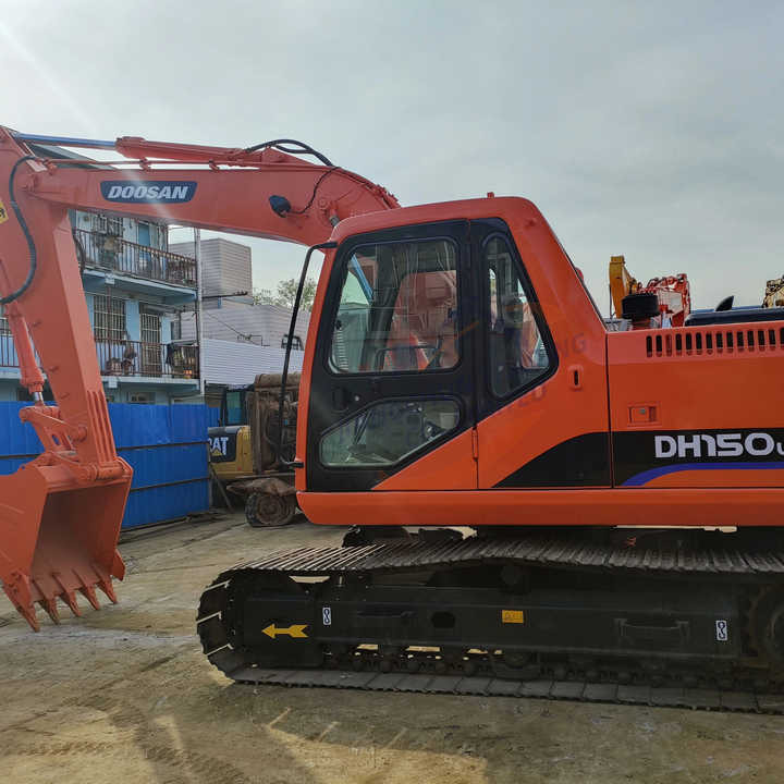 Used excavator doosan dh150 excavators machinery doosan dx60 dx80 dx75 dx225 Good Condition Low price wheel excavator - Гусеничный экскаватор: фото 1 Used excavator doosan dh150 excavators machinery doosan dx60 dx80 dx75 dx225 Good Condition Low price wheel excavator - Гусеничный экскаватор: фото 1