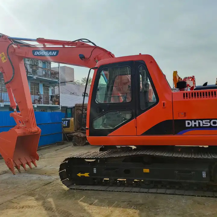 Well-maintained Cheap Price Korea Original Used Doosan Dh150,Dh150lc-7 Crawler Excavator in Shanghai - Гусеничный экскаватор: фото 1 Well-maintained Cheap Price Korea Original Used Doosan Dh150,Dh150lc-7 Crawler Excavator in Shanghai - Гусеничный экскаватор: фото 1