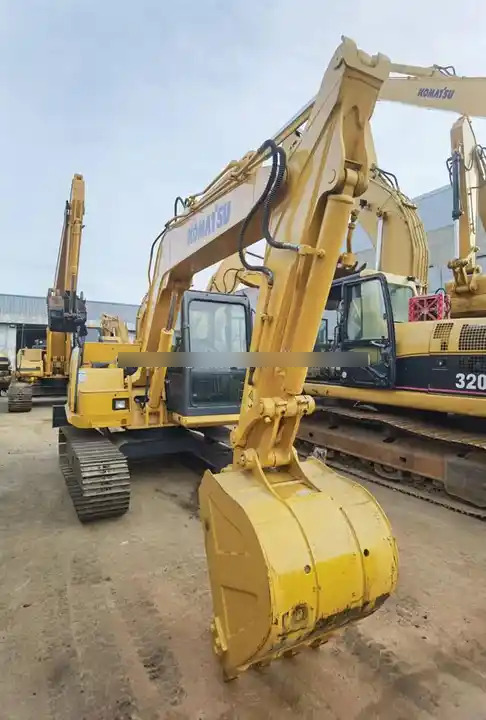 Second hand Komatsu PC70-8 Crawel Excavator for sale,high quality PC70-8 with low price - Гусеничный экскаватор: фото 2 Second hand Komatsu PC70-8 Crawel Excavator for sale,high quality PC70-8 with low price - Гусеничный экскаватор: фото 2