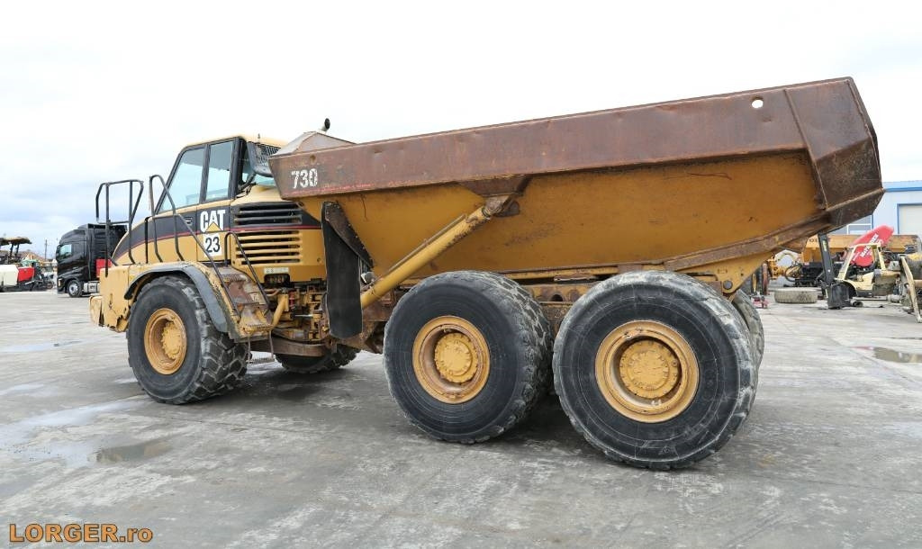 CAT 730  - Сочленённый самосвал: фото 2 CAT 730  - Сочленённый самосвал: фото 2