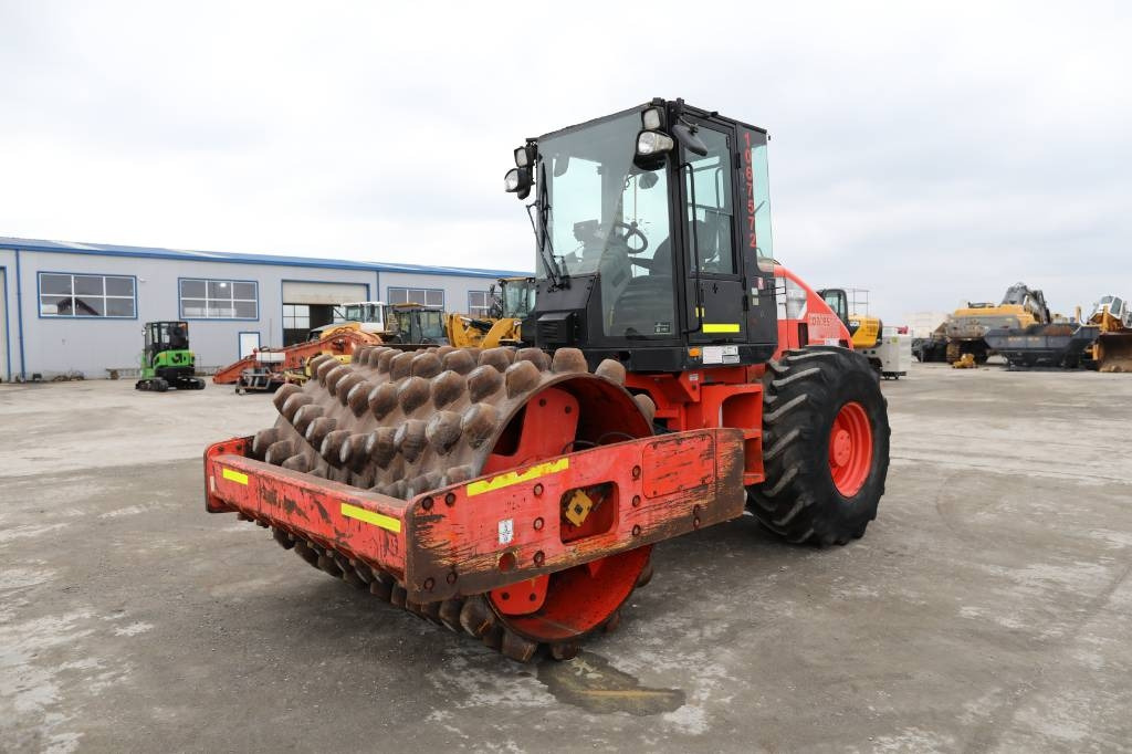 CAT CS 553 E - Трамбовка: фото 4 CAT CS 553 E - Трамбовка: фото 4