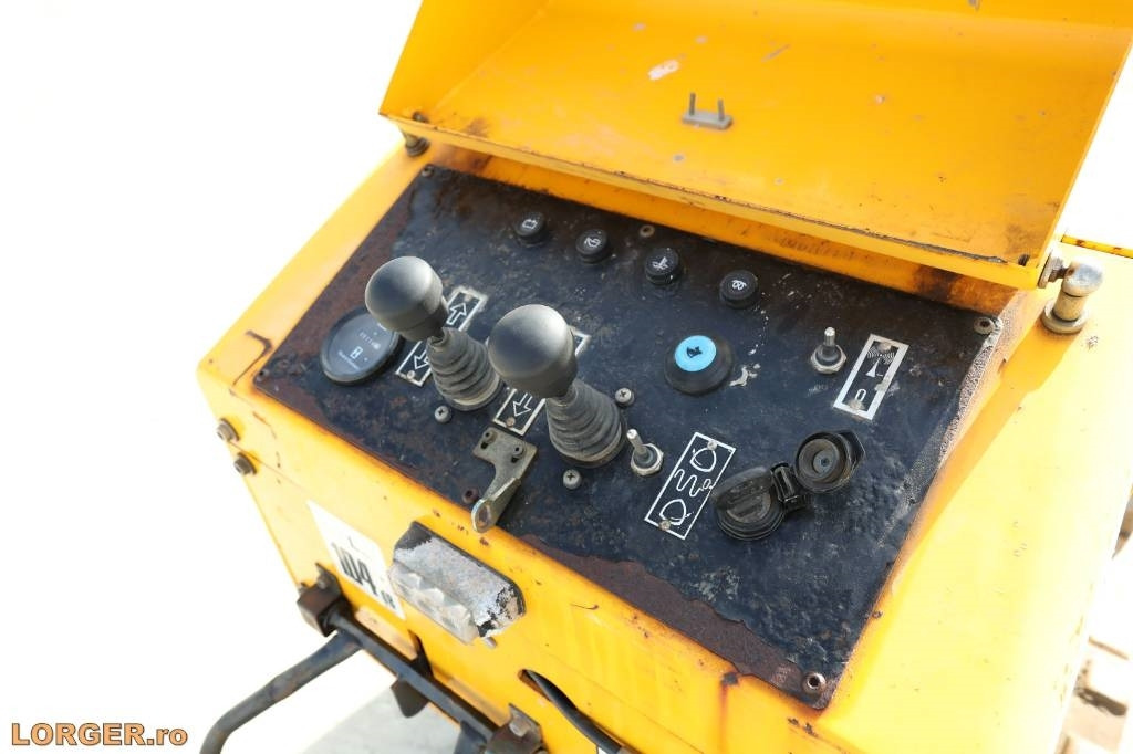 Дорожный каток JCB VM 1500: фото 11