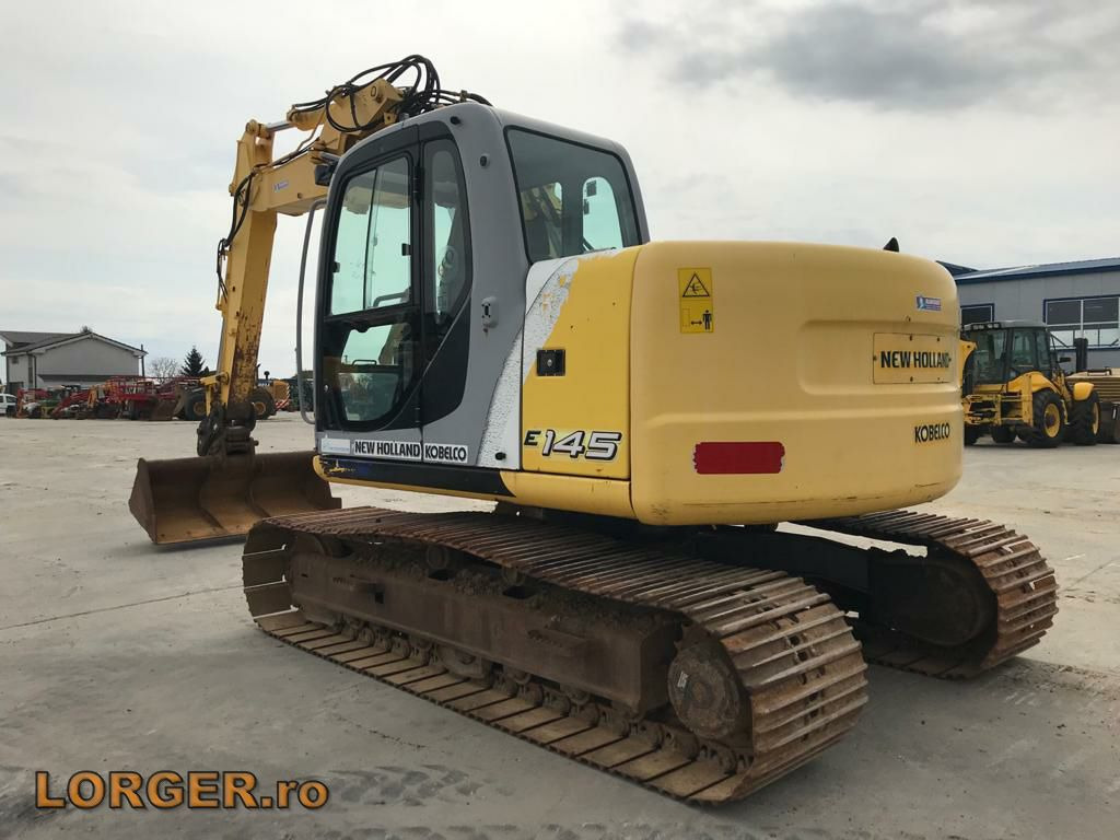 New Holland E 145 - Гусеничный экскаватор: фото 4 New Holland E 145 - Гусеничный экскаватор: фото 4
