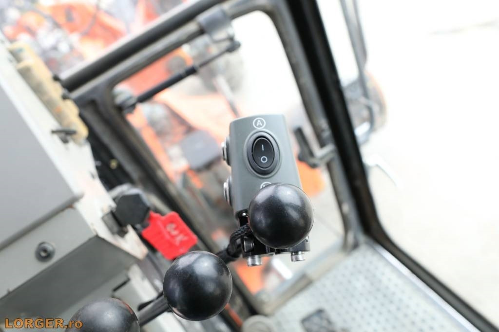 Грейдер New Holland F 156.6 A with 3D GPS System: фото 12