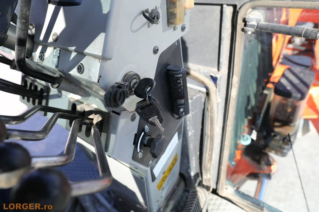 Грейдер New Holland F 156.6 A with 3D GPS System: фото 28