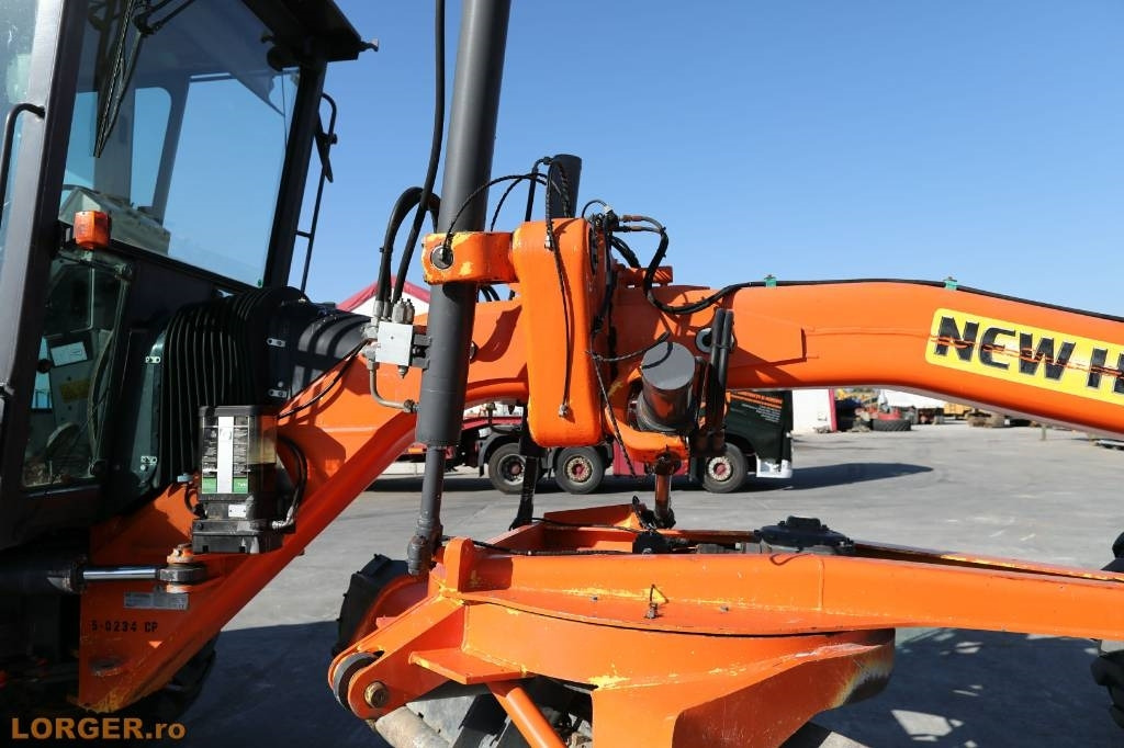 Грейдер New Holland F 156.6 A with 3D GPS System: фото 17