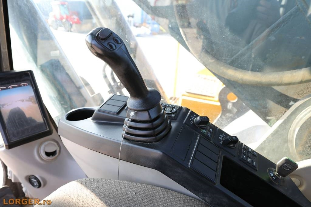 Гусеничный экскаватор Volvo EC 300 EL: фото 15 Гусеничный экскаватор Volvo EC 300 EL: фото 15