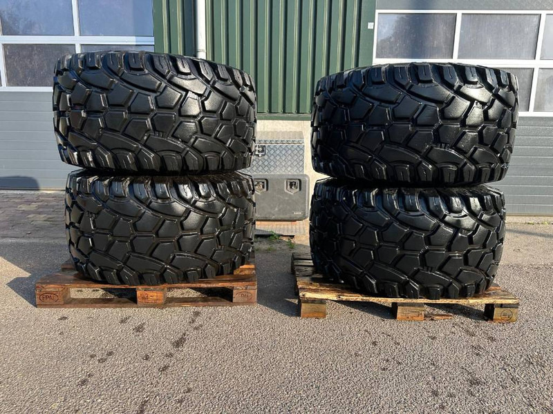 Nokian 600/50-22.5 tires with rims - Строительная техника: фото 1 Nokian 600/50-22.5 tires with rims - Строительная техника: фото 1