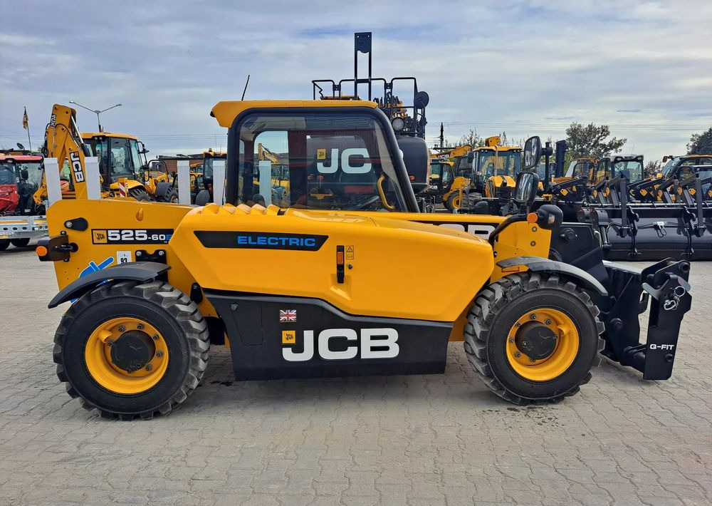 JCB 525-60E - Телескопический погрузчик: фото 3 JCB 525-60E - Телескопический погрузчик: фото 3