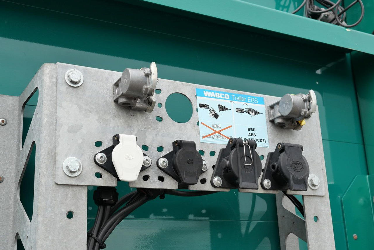 Низкорамный полуприцеп SP32 -G39 MEGA/JUMBO/LIFT/ CONTAINER /FELLECHNER: фото 8 Низкорамный полуприцеп SP32 -G39 MEGA/JUMBO/LIFT/ CONTAINER /FELLECHNER: фото 8