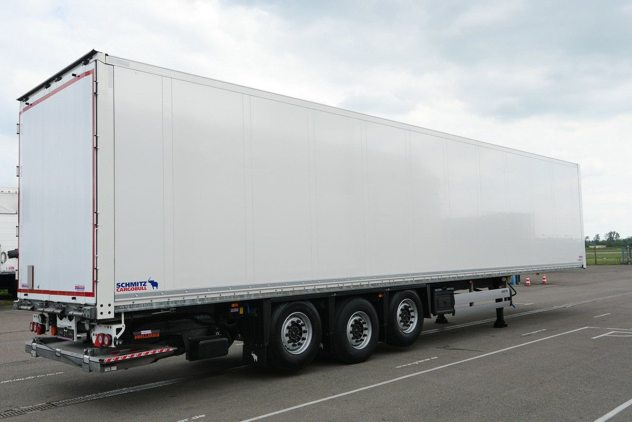 Schmitz Cargobull SKO 24/3 x ZURR/2 x LIFT /LBW 2000 kg / 2,70 - Полуприцеп-фургон: фото 2 Schmitz Cargobull SKO 24/3 x ZURR/2 x LIFT /LBW 2000 kg / 2,70 - Полуприцеп-фургон: фото 2