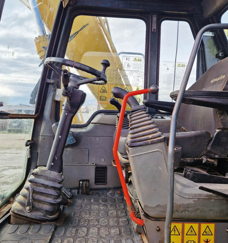 Колёсный экскаватор KOMATSU PW130 ES-6K: фото 9 Колёсный экскаватор KOMATSU PW130 ES-6K: фото 9